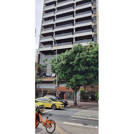 ריו דה ז'ניירו Flat Ipanema 2 Qtos Gar. Serv. Piscina Em Fte Metro מראה חיצוני תמונה